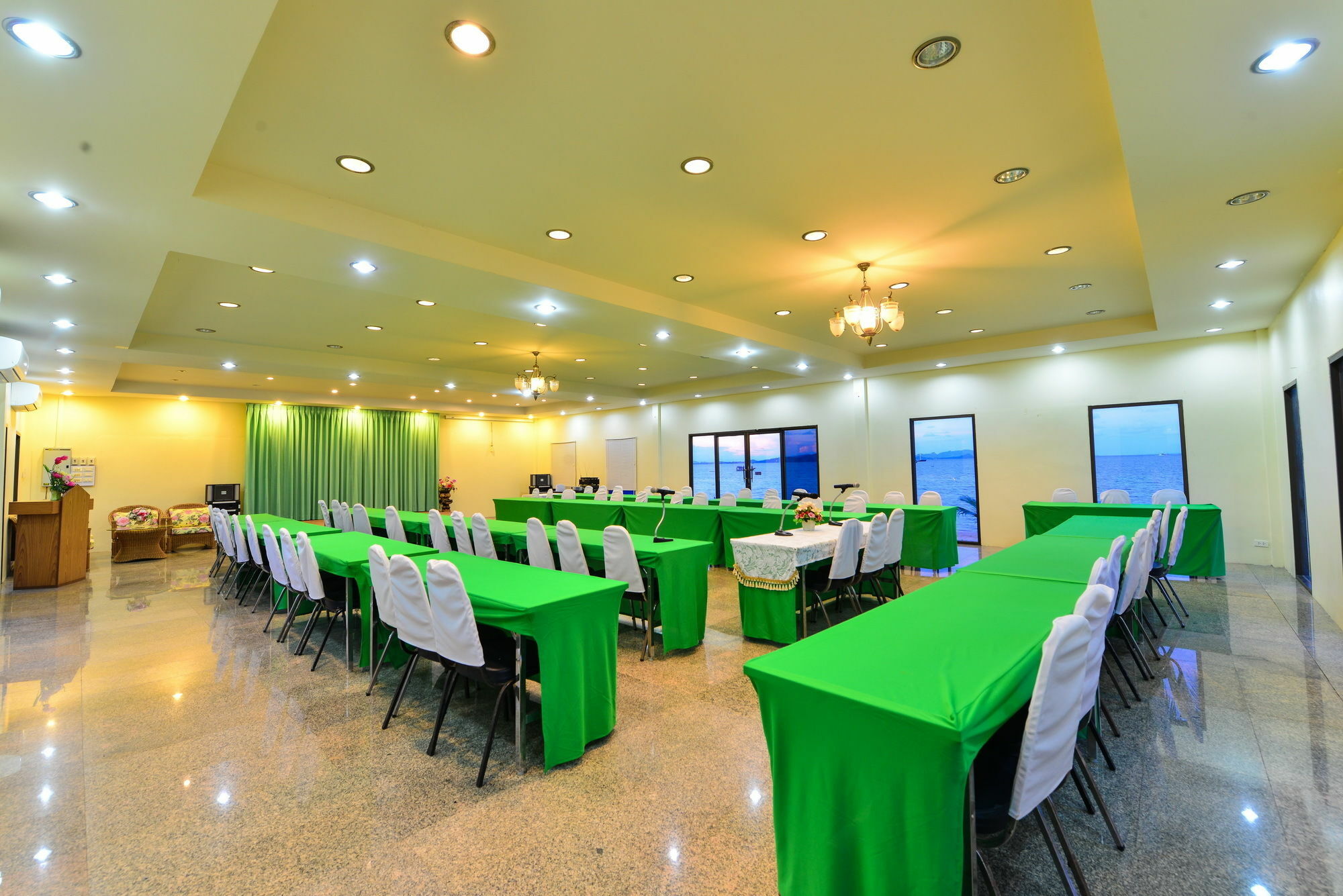 Star Light Beach Resort And Restaurant Chumphon Ngoại thất bức ảnh